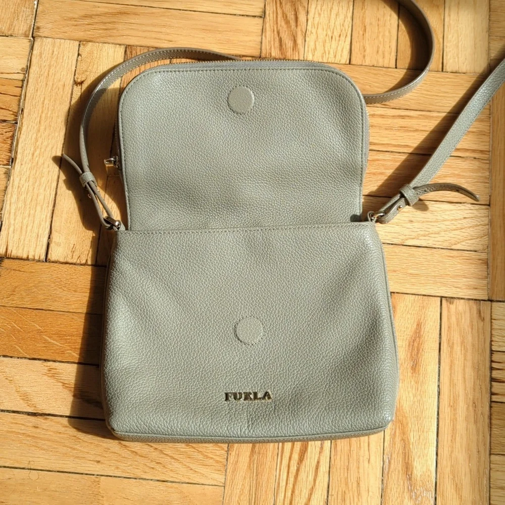 Furla crossbody flap bag with dustbag - Picture 3 of 11